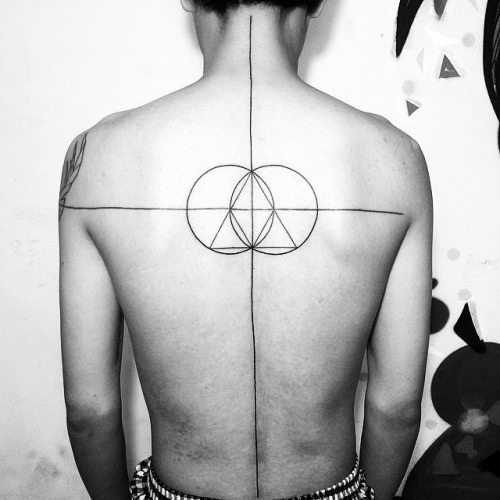 Circle With Lines Mens Minimalist Back Tattoo Designs