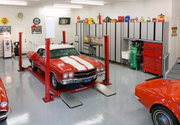 glossy showroom garage tiles 