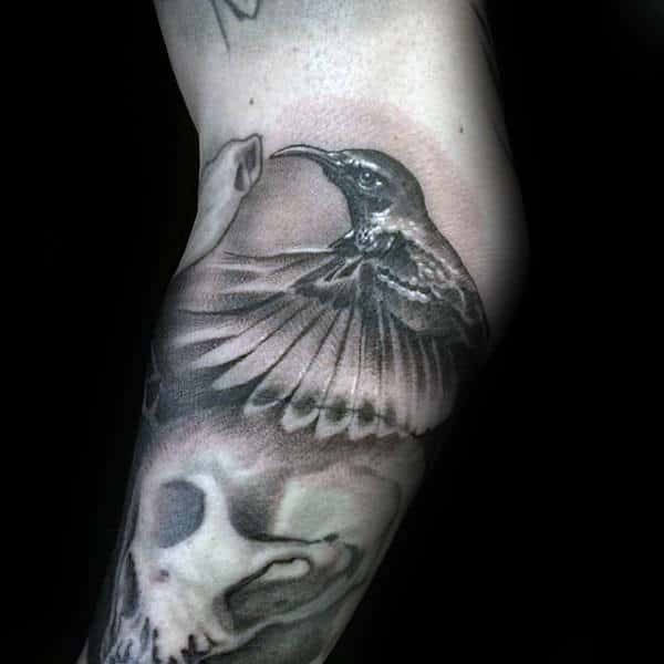 Hummingbird Tattoos are Fast Fliers on Skin  Ratta TattooRatta Tattoo