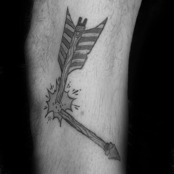 Cool Male Broken Arrow Tattoo Designs