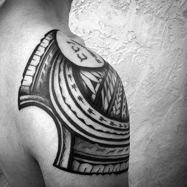 Cool Men's Hawaiian Tribal Shoulder Tattoos