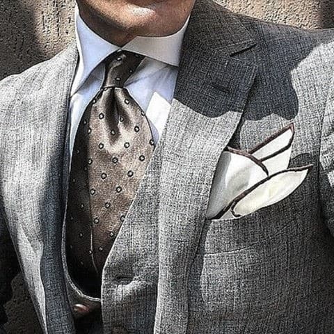 Cool Outfit Ideas For Men With Grey Suit With Brown Tie