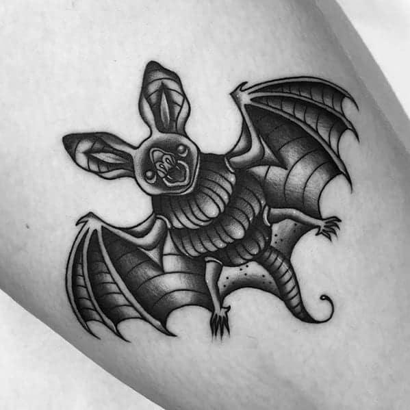 cool-traditional-bat-tattoo-design-ideas-for-male