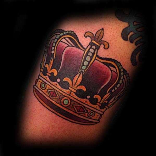 Cool Traditional Crown Tattoo Design Ideas For Male