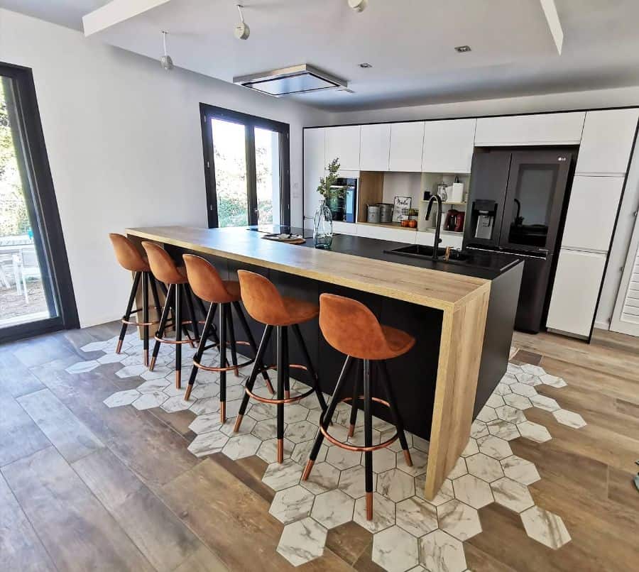 wood kitchen bar orange stools tile wood floor 