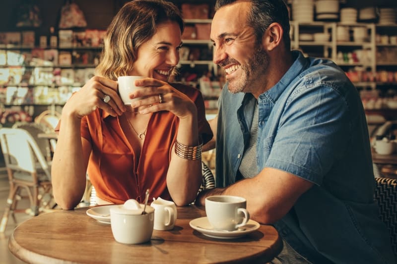 couple having coffee
