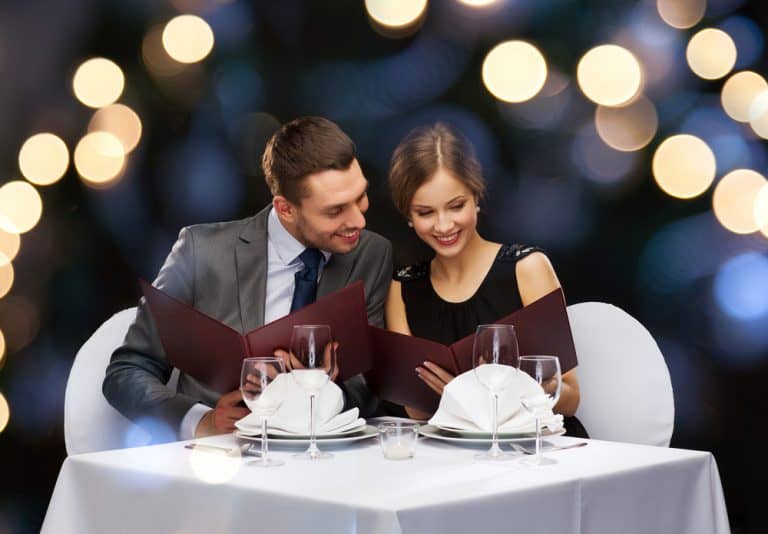 What You Should NOT Do On A First Date 11 Things To Avoid