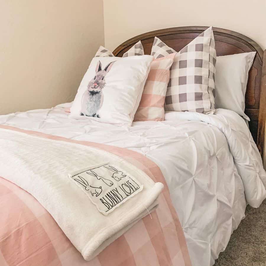 cozy teen girl bedroom ideas haz_fam_