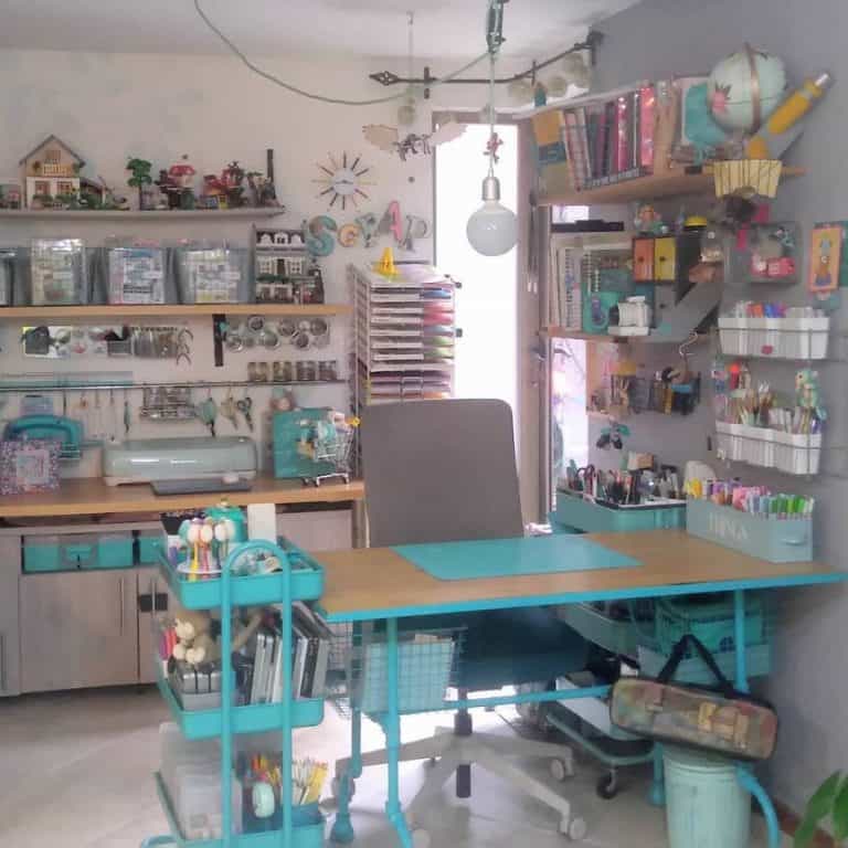 Inspirational Ideas to Create Your Dream Sewing Room