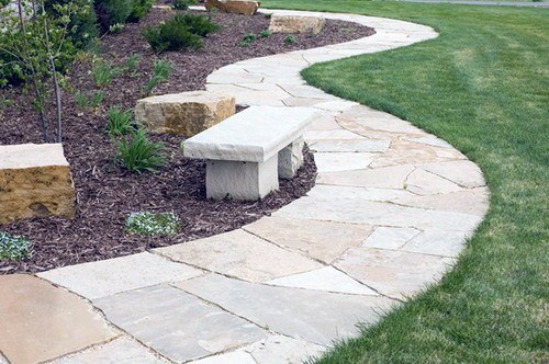 Curved Backyard Flagstone Walkway Design Ideas