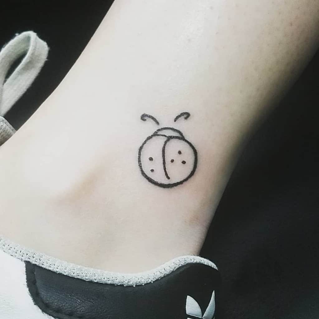 cute-little-fushion-ink-flash-ladybug-tattoo-tattoosbyzim
