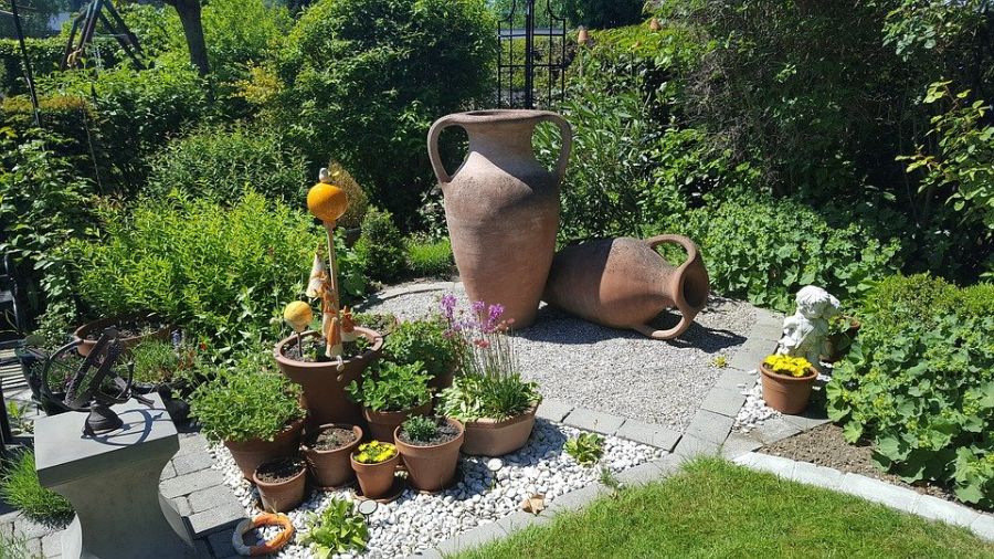 decorative planters and pots 1 Garden Decor Ideas