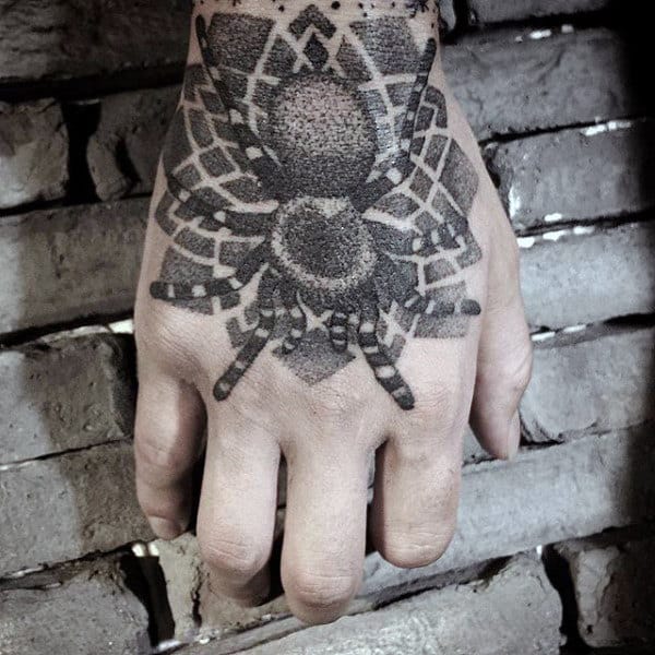 Gepunktete entworfene Spinnentätowierung auf Händen für Männer
