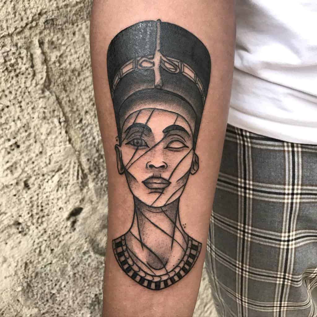 Dotwork Nefertiti Tattoos Dotschool.tattoo