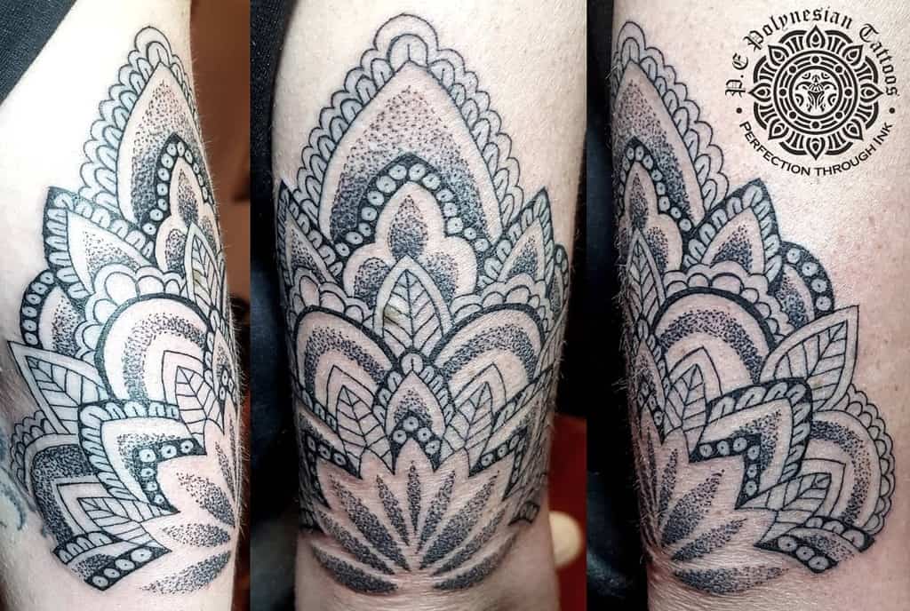 dotwork upper arm tattoos for women pe_polynesian
