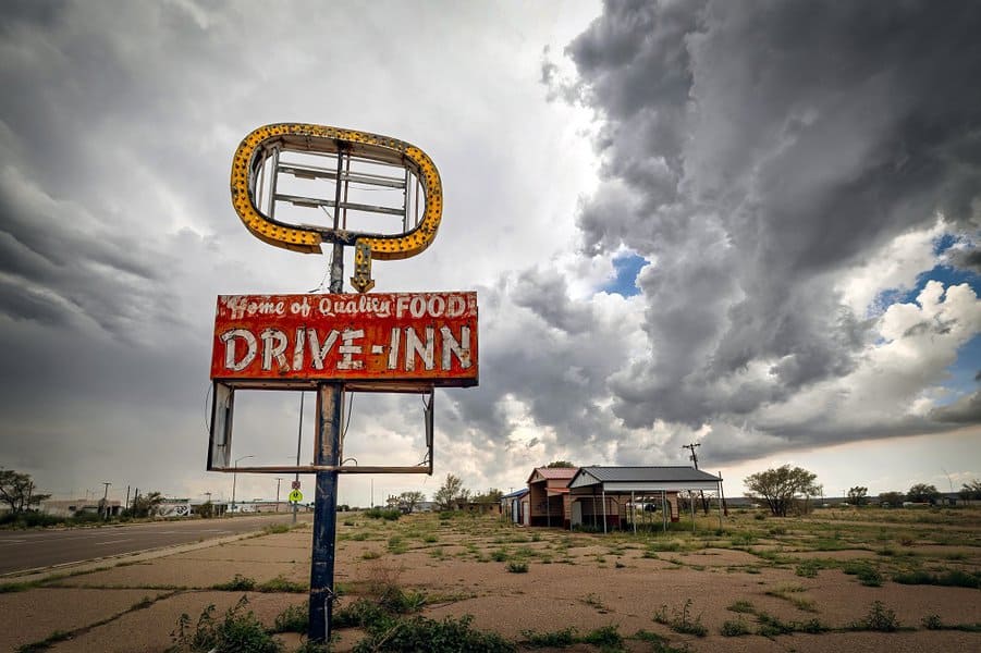 drive inn restaurant on historic Route 66