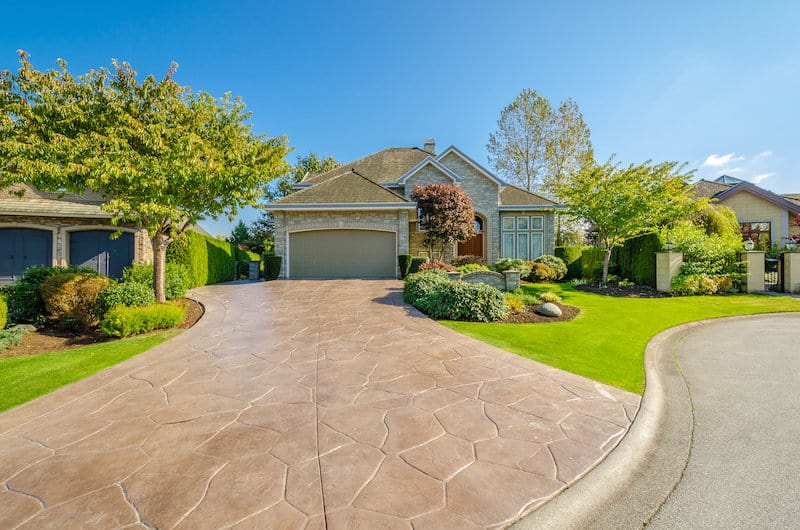 57 Driveway Landscaping Ideas