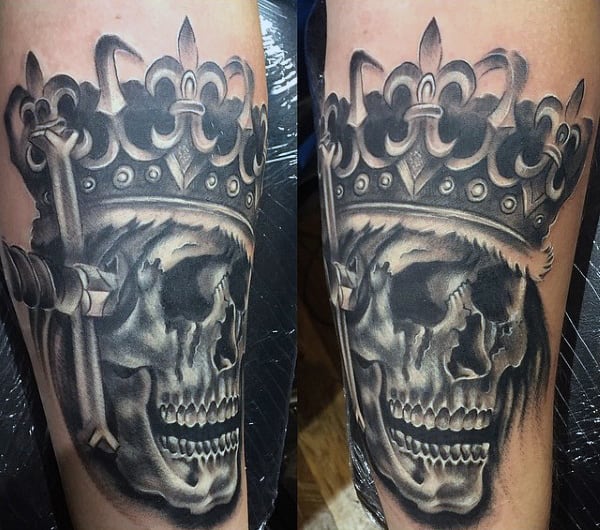 Eerie Skull With Royal Crown Tattoo On Legs For Males