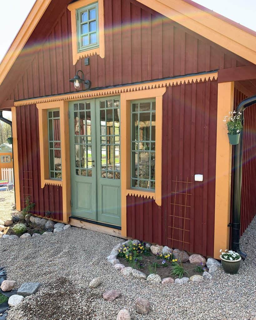 Inspiring She Shed Ideas For Your Backyard Retreat   Exterior She Shed Ideas Bigmommishouse 1229x1536 