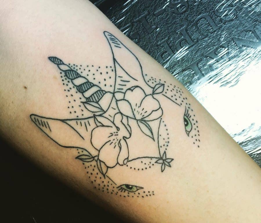black-ink-unicorn-tattoo-tatt2spook