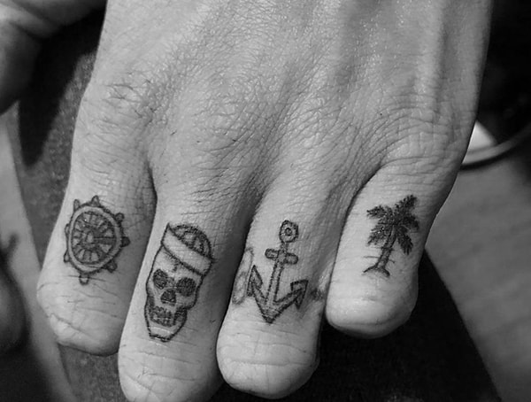 Finger Tattoos Fade