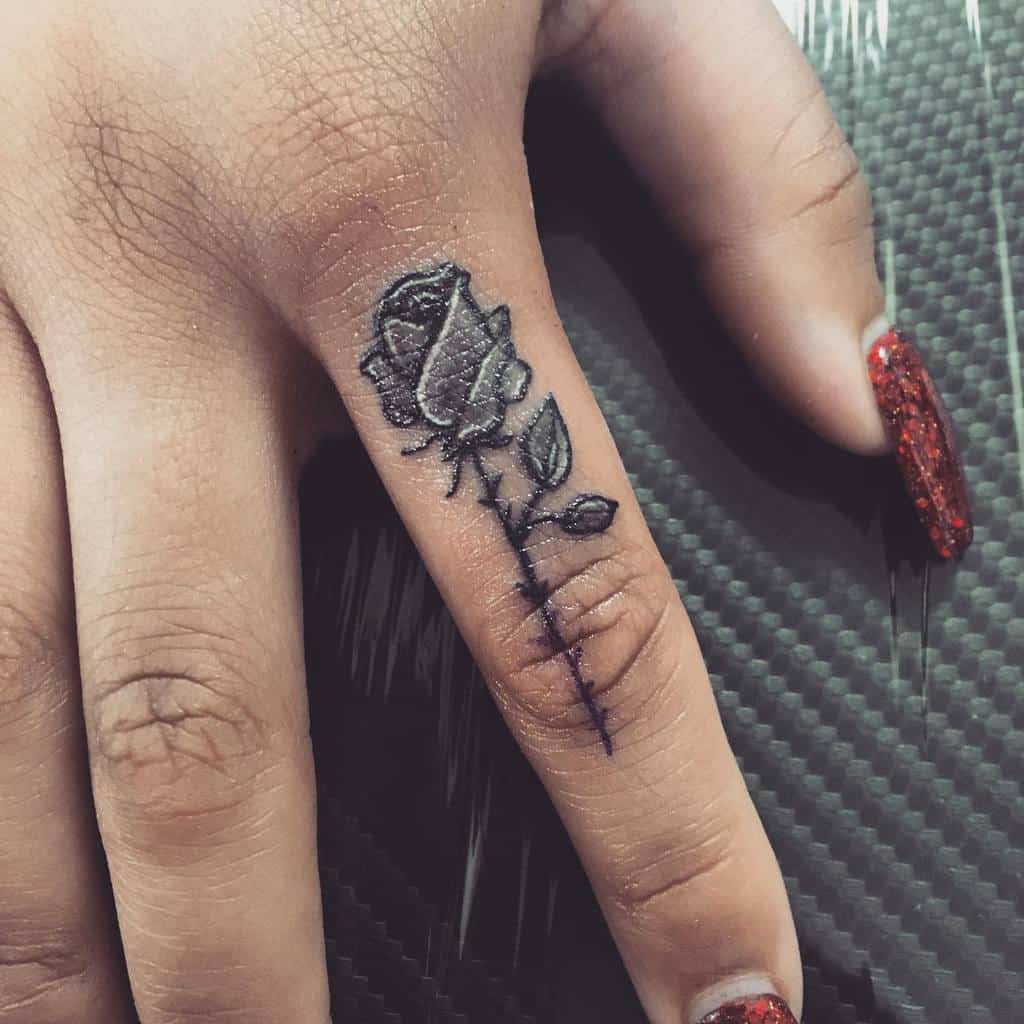 finger tiny rose tattoos battsye_tattoos
