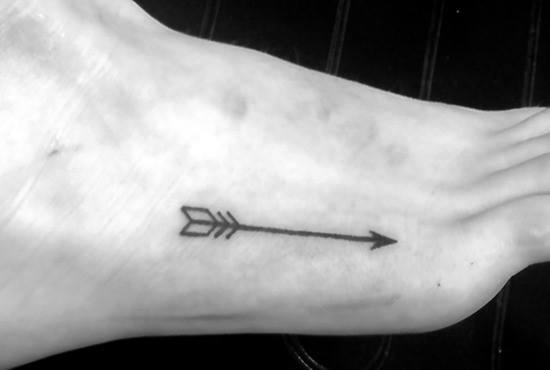 Foot Mens Simple Arrow Tattoo Design Ideas