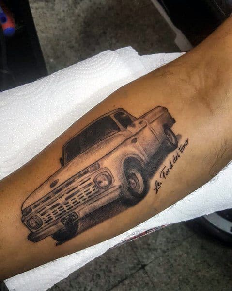 A RED truck by Todo TattooNOW