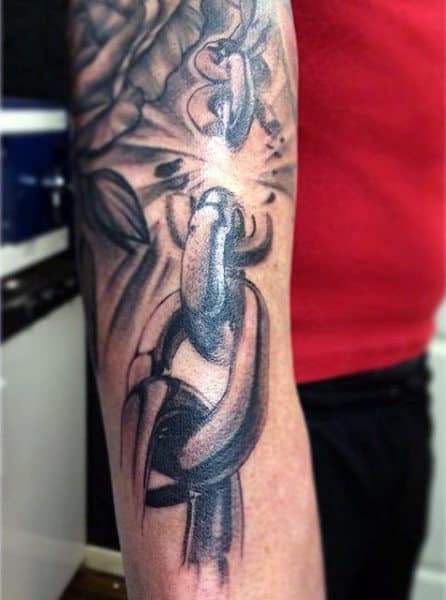 The Tattoo Company on X Broken chains by Kieran wilmslow cheshire  tattoo brokenchains wilmslowtattoo tattooist manchestertattoo  tattoocompany blackwork httpstcoC6MNP7y0pz  X