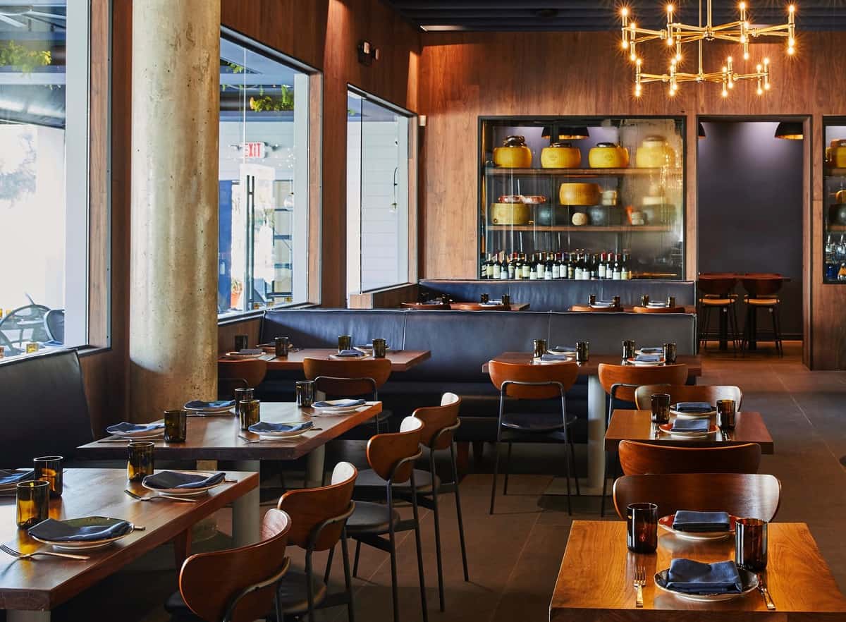 The 12 Best Restaurants in Santa Monica To Eat at in 2022 - Next Luxury