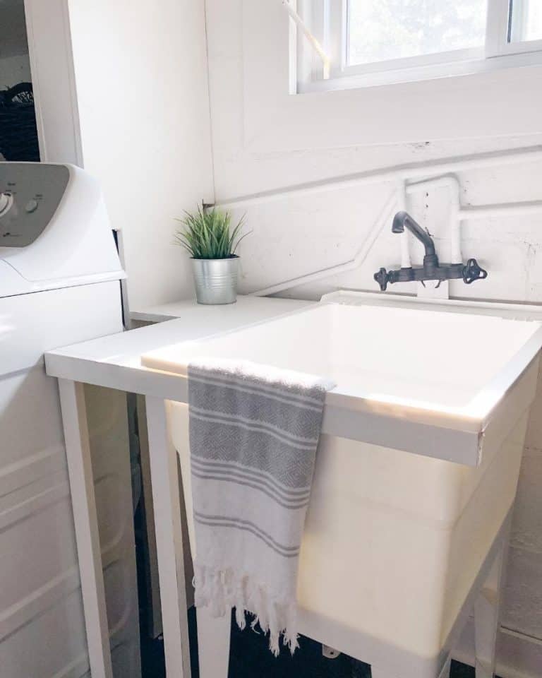 Innovative Sink Ideas For Your Laundry Room 7656