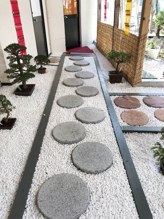 japanese inspired walkway