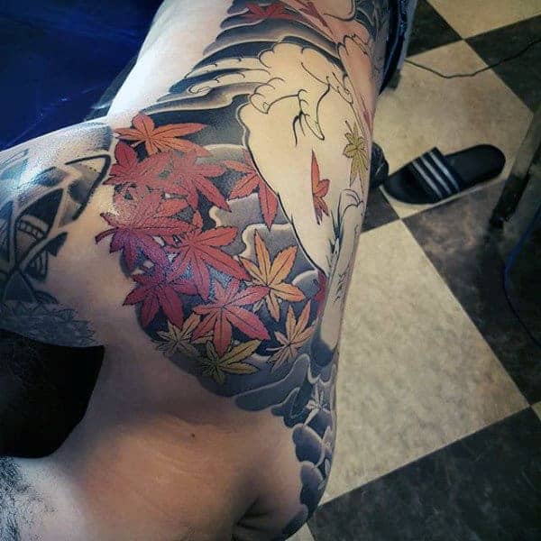 full-back-guys-maple-leaf-japanese-tattoo-ideas