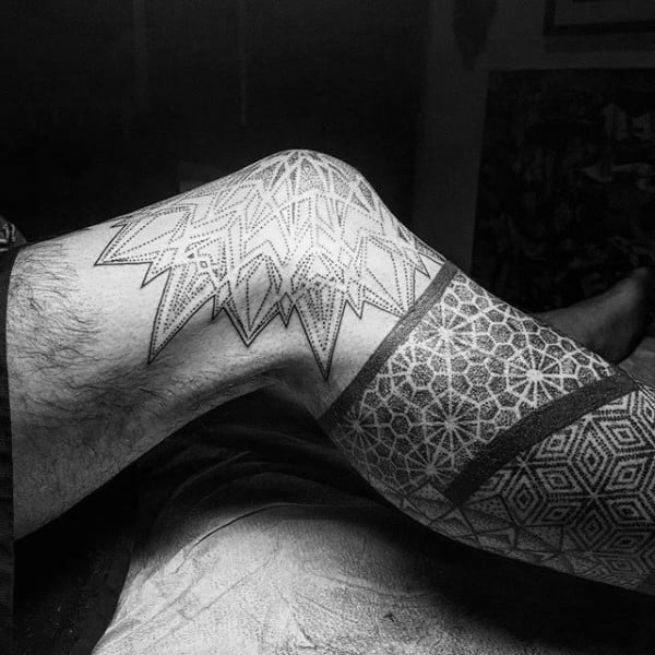 Geometric Pattern Male Knee Tattoos