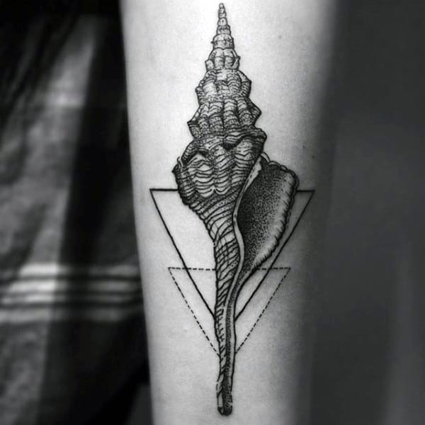 Aggregate more than 72 seashell tattoo outline super hot - in.coedo.com.vn