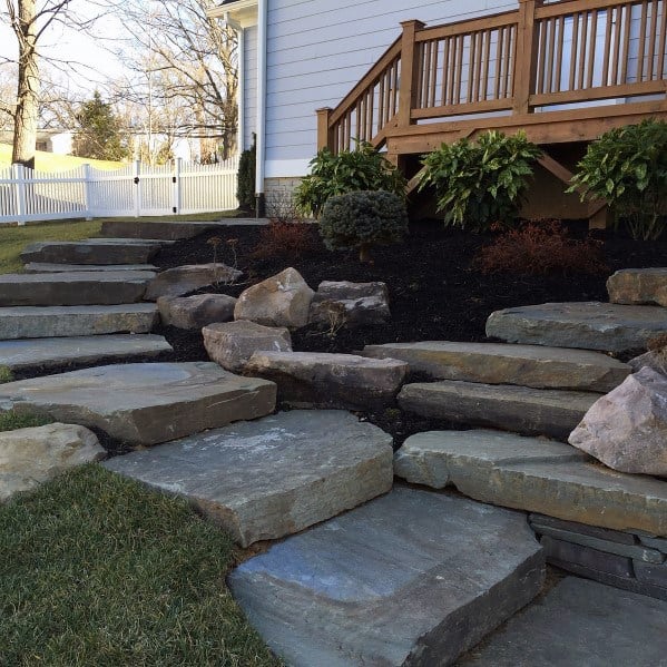 Giant Stones Walkway Backyard Lanscaping Ideas