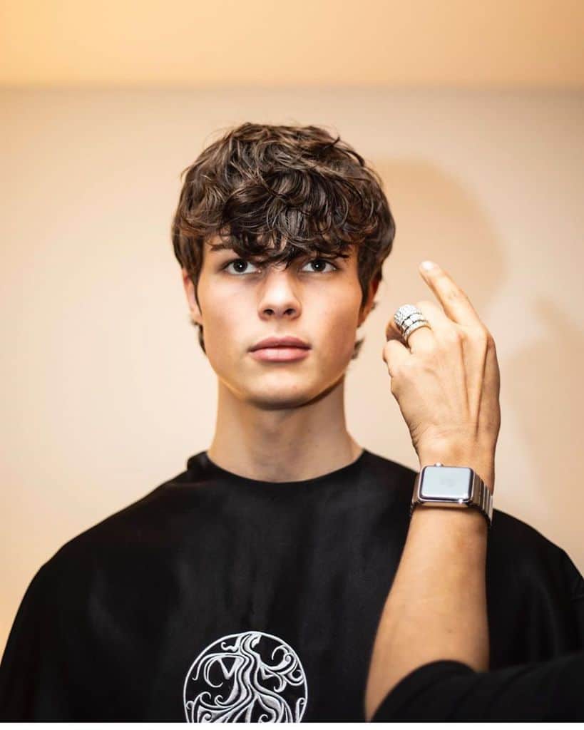 20 Coolest Skater Haircuts In 20   Next Luxury