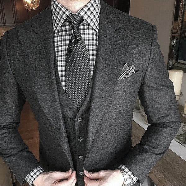 Grey Suit Style For Men With Checkered Dress Shirt And Grey Tie