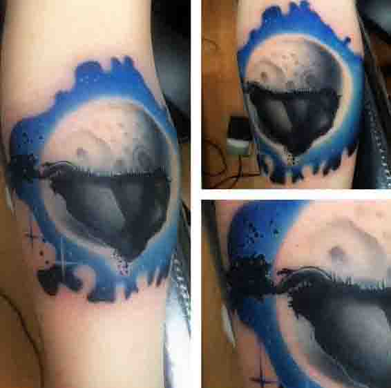Guys Dark Side Of The Moon Tattoo With Blue Ink On Leg Calf