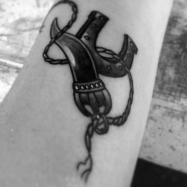 Details more than 84 feminine italian horn tattoo best  incdgdbentre