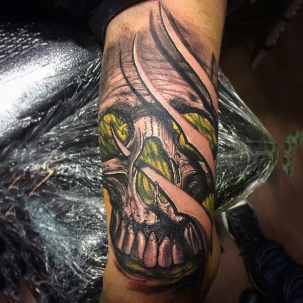 Guys Optical Illusion Skull With Green Background Tattoo