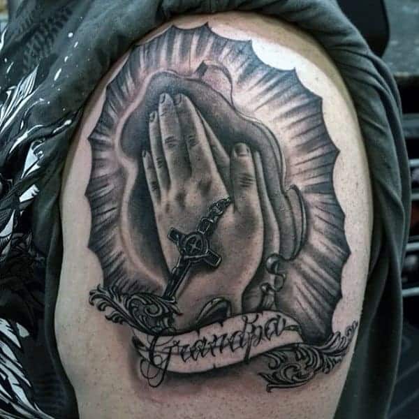 guys-praying-the-rosary-tattoo-upper-arm-memorial-ideas