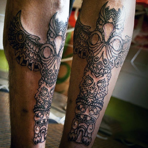 Guys Stylish Line Work Totem Pole Leg Tattoo