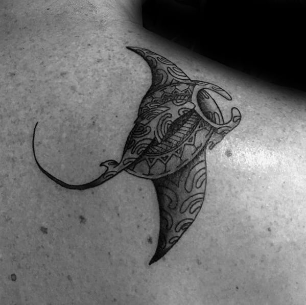 Guys Upper Shoulder Tribal Pattern Tattoos With Manta Ray Design