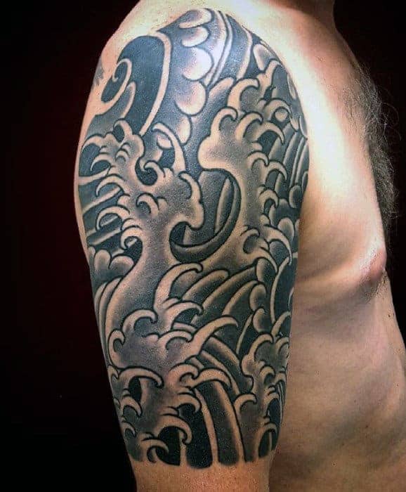 half-sleeve-old-school-mens-traditional-japanese-wave-tattoo