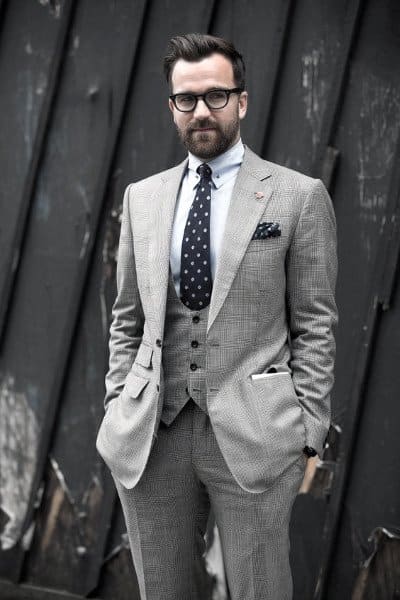 Handsome Grey Suit Style Ideas For Guys