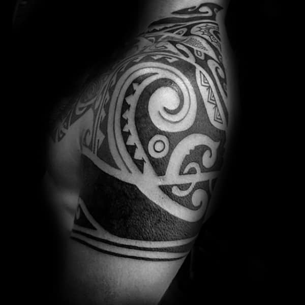 Hawaiian Traditional Guys Tribal Inspired Shoulder And Quarter Sleeve Tattoo