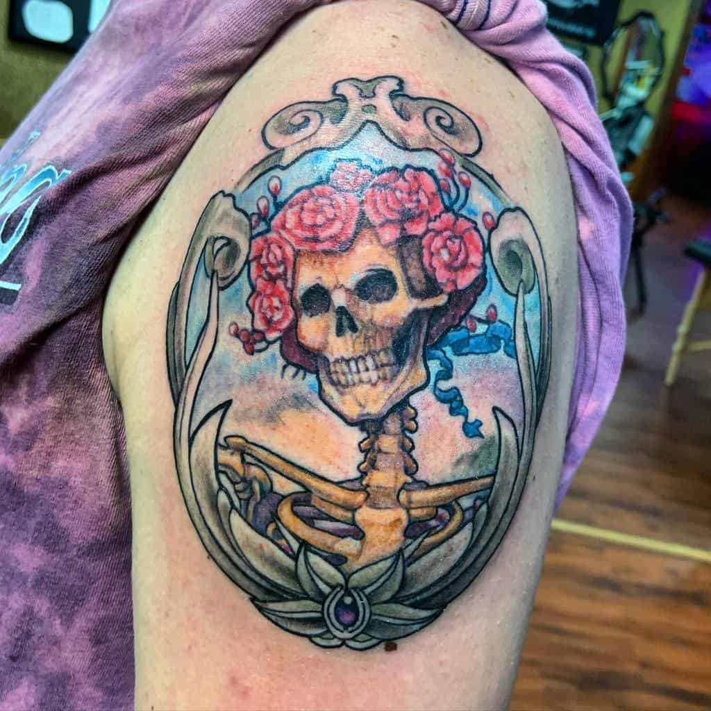 hippy-skull-and-rose-tattoo-stpetetattoo