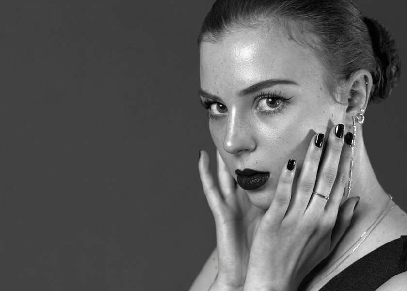 The Subtle Art of Enhancing Natural Looks