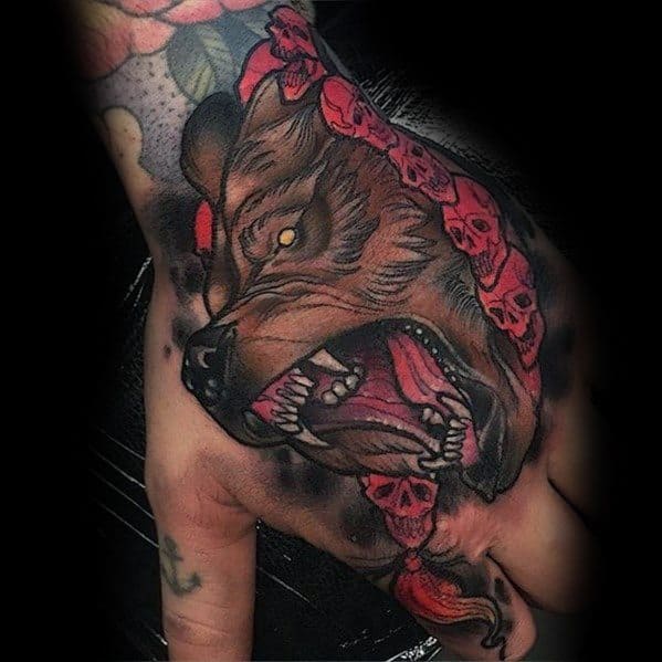 Impressive Male Neo Traditional Bear Tattoo Designs